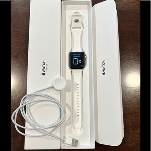 Apple Watch - Series 3